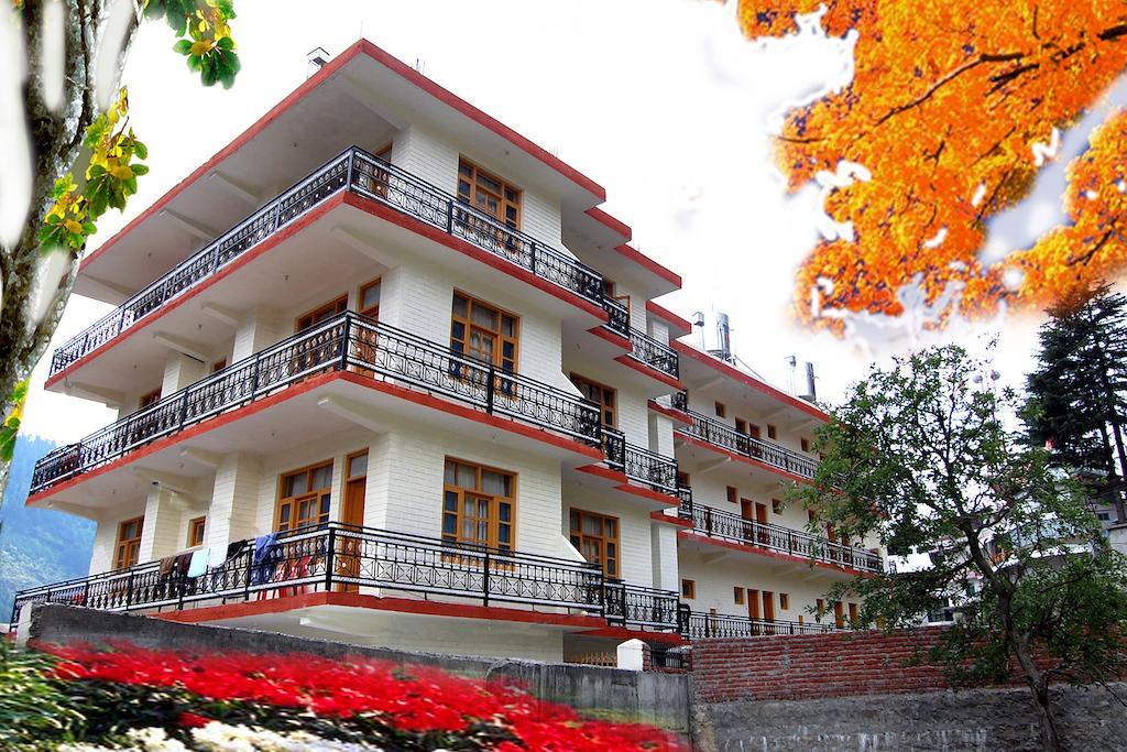 The Himalayan Regency Hotel Manāli Kültér fotó